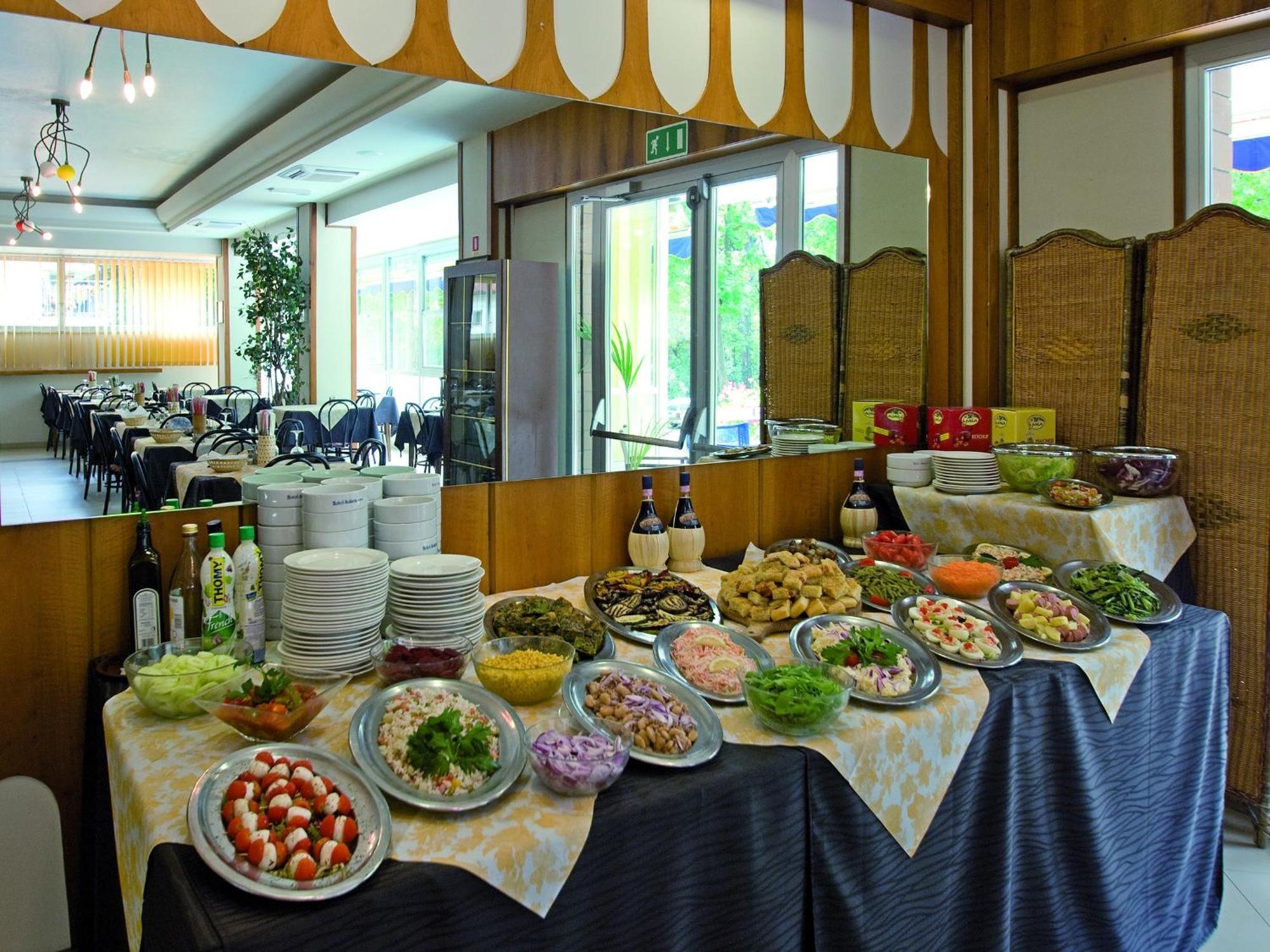 Hotel Solaria Marina Romea Dış mekan fotoğraf